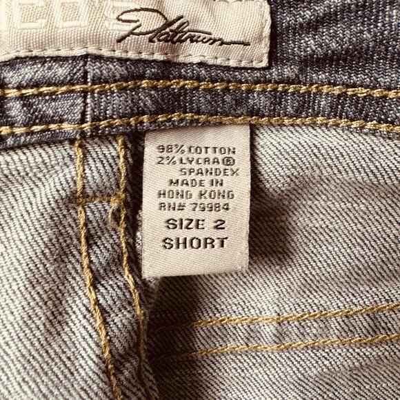 Chico’s Platinum Denim Jeans | Size 2 Short | Classic Straight Leg 32 x 27 - Picture 7 of 10